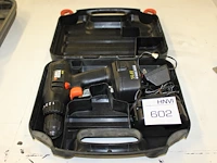 Accu boormachine black & decker met engelse acculader in kunststof koffer. - afbeelding 1 van  2
