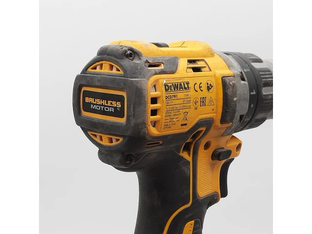 Accu boormachine en 1x slagschroevendraaier dewalt, bouwjaar 2021 - afbeelding 4 van  15