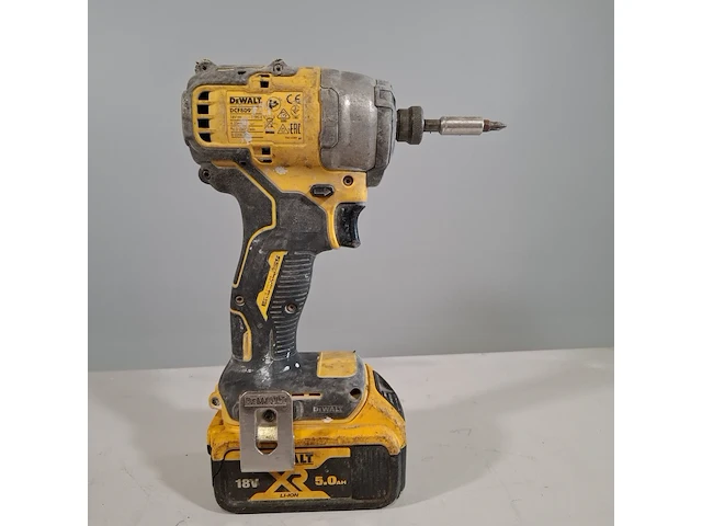 Accu boormachine en slagschroevendraaier, dewalt, dcd709, dcf809 - afbeelding 8 van  10