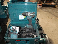 Accu boormachine makita met accu en lader in kunststofkoffer. - afbeelding 1 van  2