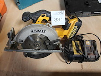 Accu cirkelzaag dewalt met accu en lader. - afbeelding 1 van  3