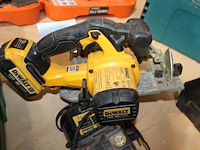 Accu cirkelzaag dewalt met accu en lader. - afbeelding 3 van  3