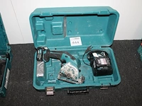Accu cirkelzaag makita cc301d met extra accu en lader in kunststof koffer. beschermkap afgebroken. - afbeelding 1 van  2