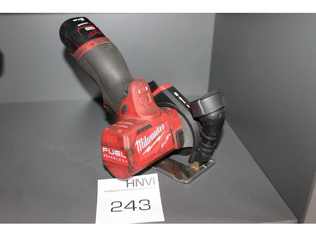 Accu cirkelzaag milwaukee m12 fcot met 2 ah accu. - afbeelding 2 van  2