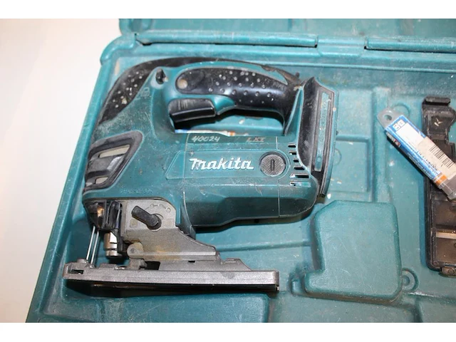 Accu decoupeermachine makita bjv180 in kunststofkoffer excl. accu en lader. - afbeelding 2 van  2