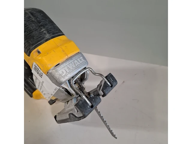 Accu decoupeerzaag, dewalt, dcs334 - afbeelding 4 van  6