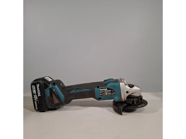 Accu decoupeerzaag en haakse slijper, makita, o.a. djv182, 2021 - afbeelding 6 van  11
