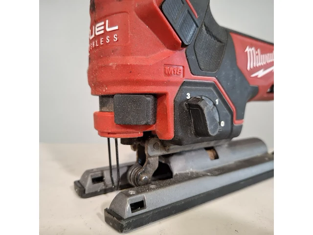 Accu decoupeerzaag, milwaukee, m18 fbjs, 2023 - afbeelding 6 van  9