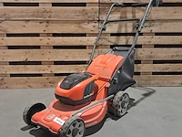 Accu grasmaaier husqvarna, lc137i, bouwjaar 2021 - afbeelding 1 van  13