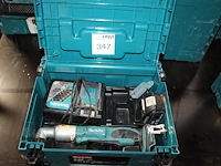 Accu haakse schroefmachine makita met accu en lader in kunststofkoffer. - afbeelding 1 van  3