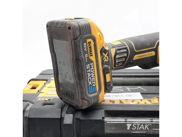 Accu haakse slijper dewalt, dcg405 - afbeelding 8 van  10