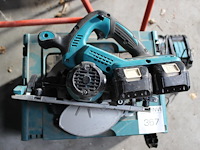 Accu handcirkelzaag makita 36 volt met dubbele accu en lader in kunststofkoffer. - afbeelding 4 van  4