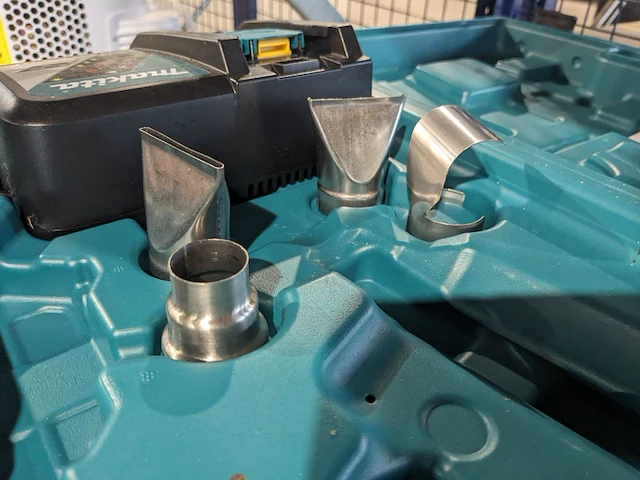 Accu hetelucht pistool met accu stofzuiger , makita, dhg180 - dcl182 - afbeelding 10 van  10