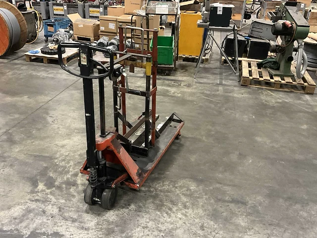 Accu lifter - afbeelding 4 van  7
