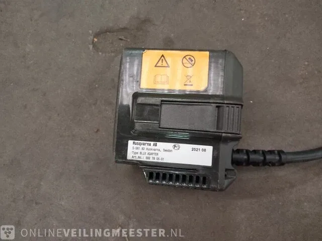 Accu met harnas en adapter husqvarna, bli950x - afbeelding 4 van  7