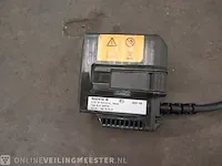 Accu met harnas en adapter husqvarna, bli950x - afbeelding 4 van  7