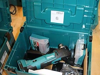 Accu multitool body makita dtm51 in mbox met diverse accessoires. - afbeelding 2 van  3