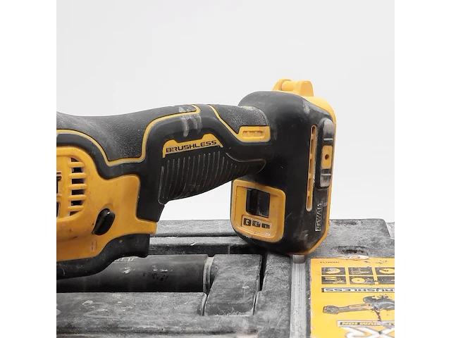 Accu multitool dewalt, dcs356, bouwjaar 2021 - afbeelding 8 van  12