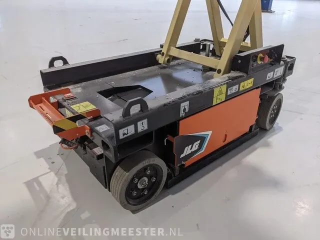 Accu schaarhoogwerker jlg, es1330l, bouwjaar 2022 | 0,9 uur - afbeelding 9 van  39