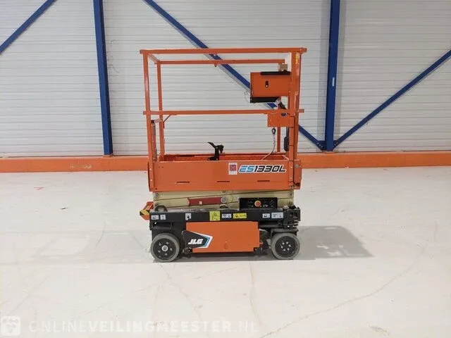 Accu schaarhoogwerker jlg, es1330l, bouwjaar 2022 | 0,9 uur - afbeelding 1 van  39