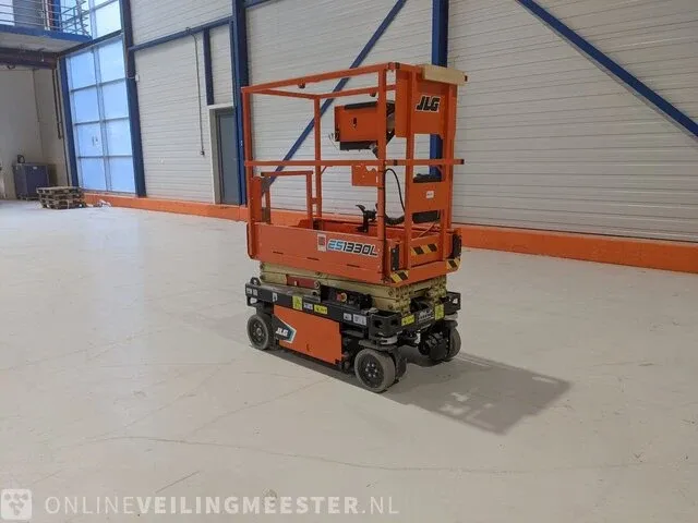 Accu schaarhoogwerker jlg, es1330l, bouwjaar 2022 | 0,9 uur - afbeelding 12 van  39