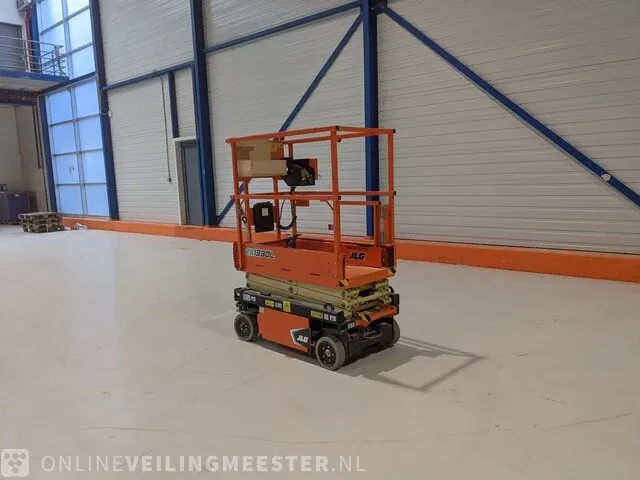 Accu schaarhoogwerker jlg, es1330l, bouwjaar 2022 | 0,9 uur - afbeelding 36 van  39