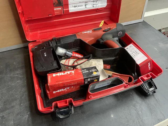Accu schiethamer, hilti, dx460 - afbeelding 1 van  3