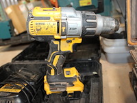 Accu schroefboormachine dewalt met accu en lader in kunststof koffer. - afbeelding 3 van  3