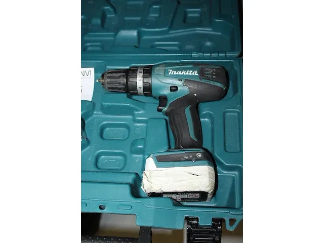 Accu schroefboormachine makita type hp 347 d 14,4 volt met accu en lader in koffer. - afbeelding 2 van  2