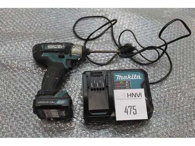 Accu schroefmachine makita 10,8v met accu en lader. - afbeelding 1 van  2
