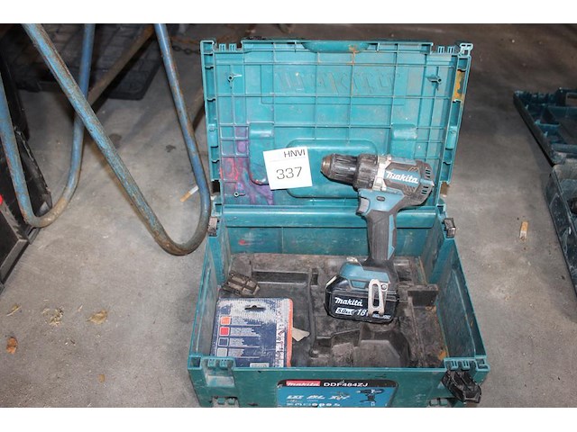 Accu schroefmachine met accu in kunststof koffer. - afbeelding 1 van  2