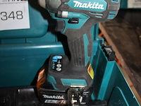 Accu slagmoersleutel makita in kunststofkoffer. - afbeelding 2 van  3