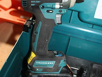 Accu slagmoersleutel makita in kunststofkoffer. - afbeelding 3 van  3