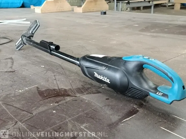 Accu stogzuiger makita, dcl182 18v - afbeelding 1 van  5