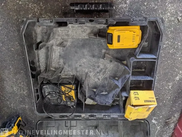 Accu tacker dewalt, 16ga brushless - afbeelding 8 van  11