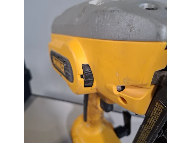 Accu tacker, dewalt, dc618 - afbeelding 6 van  8