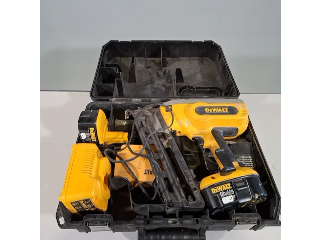 Accu tacker, dewalt, dc618 - afbeelding 8 van  8