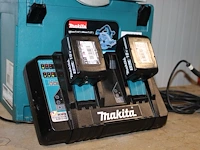 Accucirkelzaag makita 36v type dhs710 in kunststof koffer met accu's en lader. - afbeelding 5 van  5