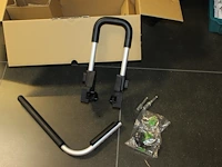 Accugrondboor makita 40 v, dg001g met diverse hulpstukken in doos - afbeelding 2 van  3