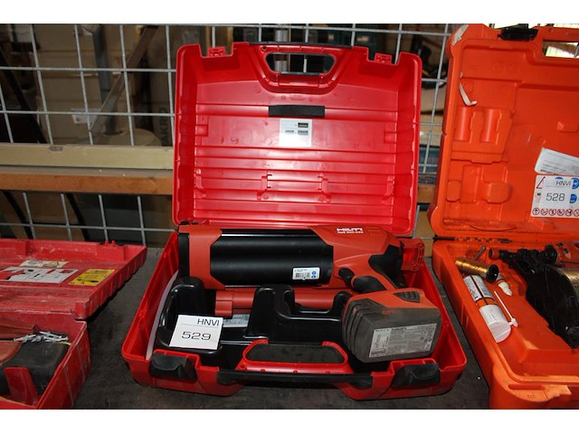 Accukitspuit hilti hde500 in koffer met accu. - afbeelding 2 van  4