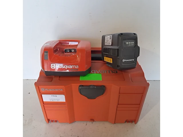 Acculader 5,5ah voor accu tuingereedschap (shl), husqvarna, qc330, 2022 - afbeelding 1 van  10