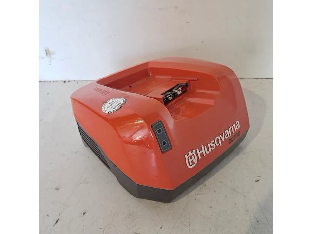 Acculader 5,5ah voor accu tuingereedschap (shl), husqvarna, qc330, 2022 - afbeelding 3 van  10