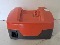 Acculader 5,5ah voor accu tuingereedschap (shl), husqvarna, qc330, 2022 - afbeelding 4 van  10