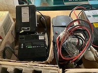 Acculader (61x) - afbeelding 2 van  19