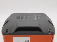 Acculader en 1x accu husqvarna, pace c900x - afbeelding 4 van  16