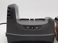 Acculader en 1x accu husqvarna, pace c900x - afbeelding 9 van  16