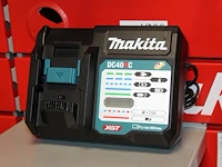 Acculader makita voor 40 v accu's dc40rc - afbeelding 1 van  1