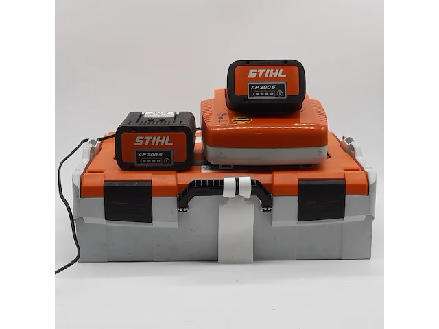 Acculader met 2x accu stihl, ap300s - afbeelding 1 van  9