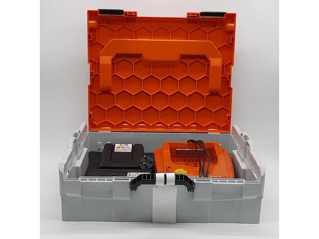 Acculader met 2x accu stihl, ap300s - afbeelding 9 van  9