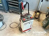 Acculader - afbeelding 1 van  4